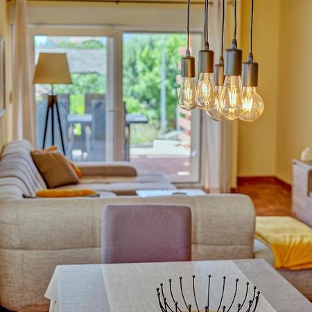 Anovi Holiday Homes By Litto Trogir Bagian luar foto