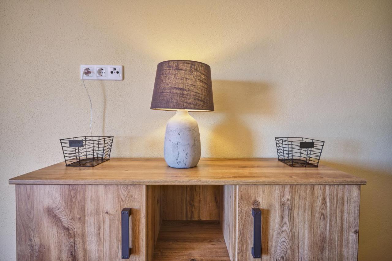 Anovi Holiday Homes By Litto Trogir Bagian luar foto