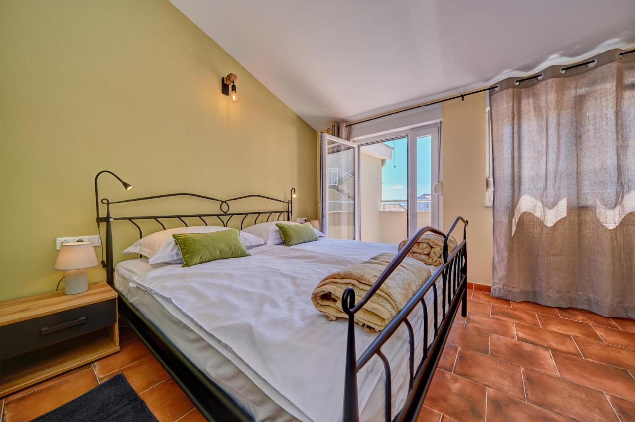 Anovi Holiday Homes By Litto Trogir Bagian luar foto