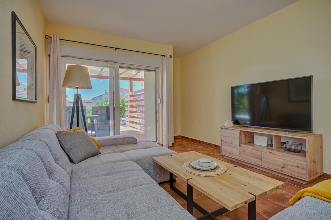 Anovi Holiday Homes By Litto Trogir Bagian luar foto