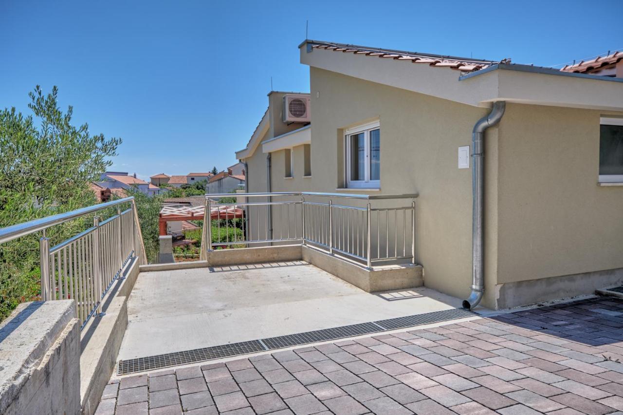 Anovi Holiday Homes By Litto Trogir Bagian luar foto