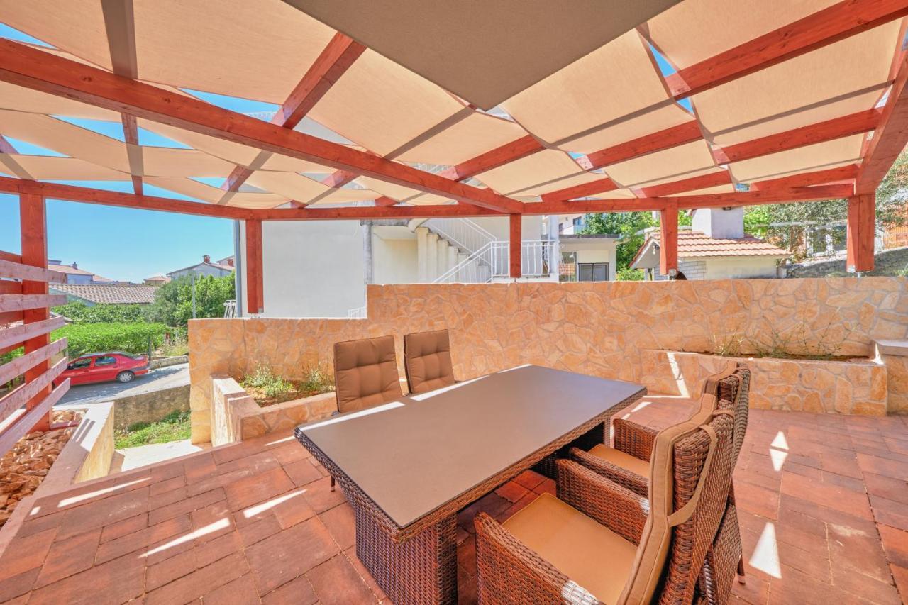 Anovi Holiday Homes By Litto Trogir Bagian luar foto